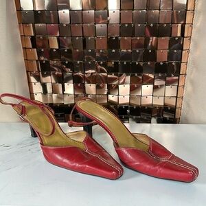 Vintage Gianni Ferman Red Leather Pointed Toed Heel Interior Measures 10"